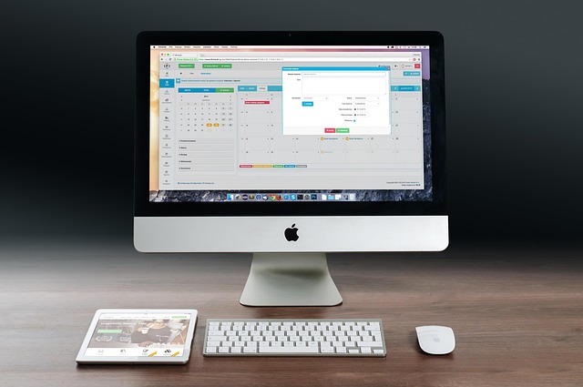 setup tecnico per webinar e microfono professionale