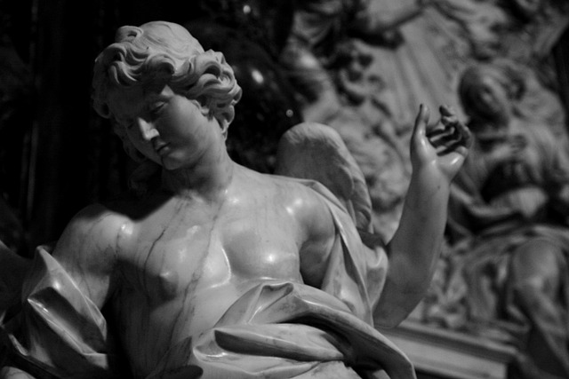 interfaccia di formazione online con videolezione e materiali
